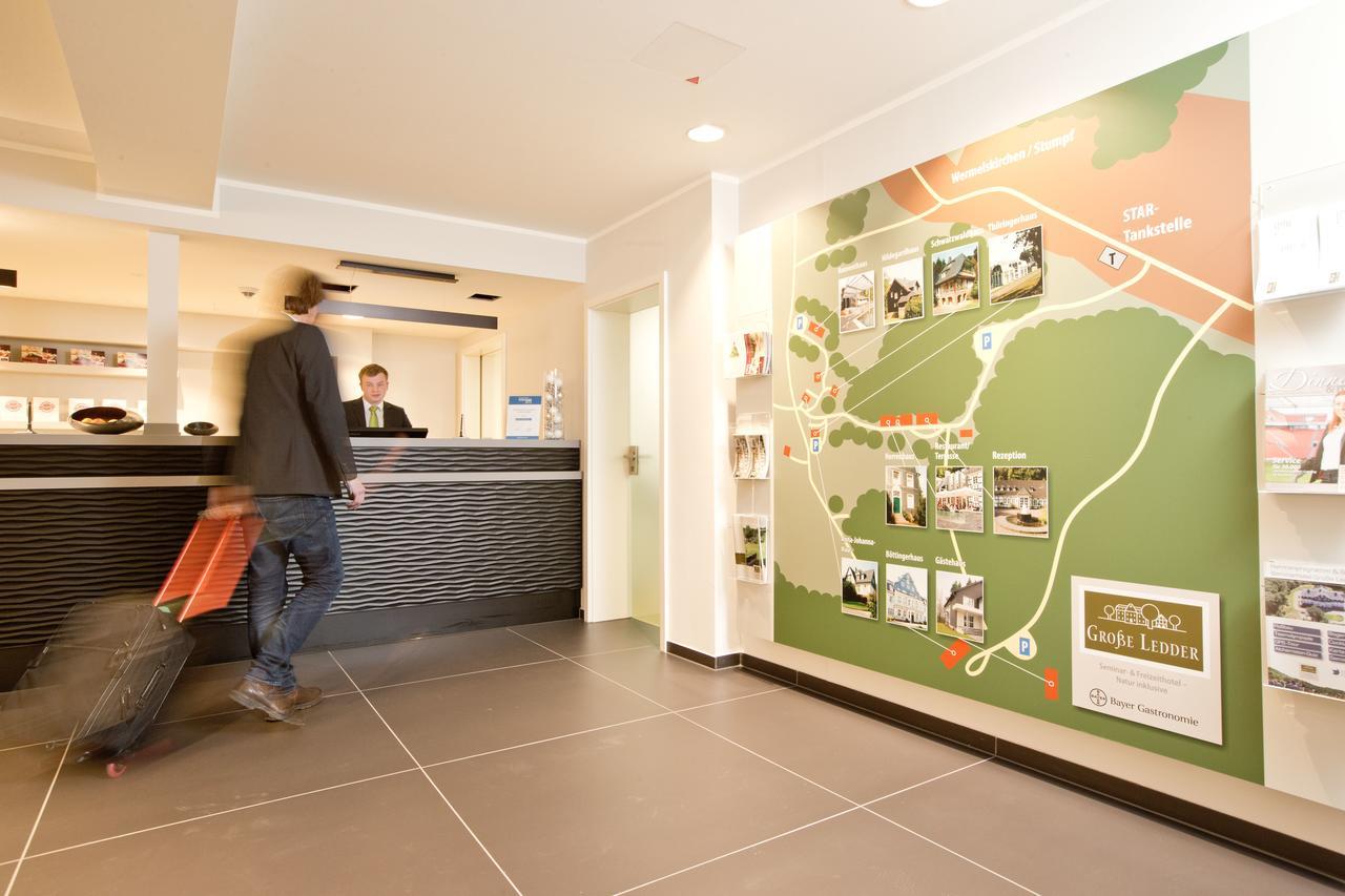 Seminar- & Tagungshotel Grosse Ledder Wermelskirchen Exteriér fotografie